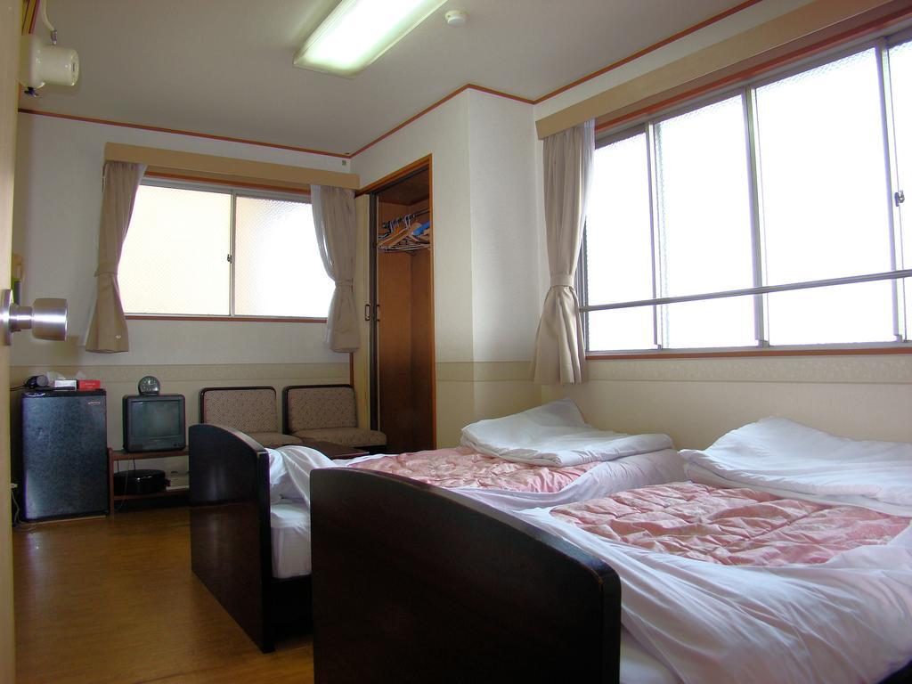 Hotel Yamabe à Tenri Chambre photo