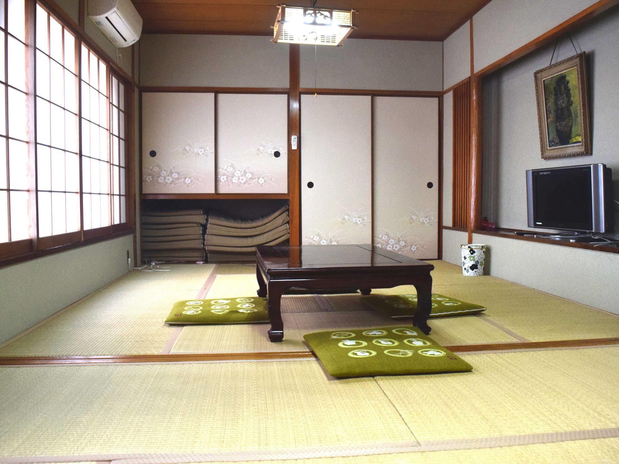 Hotel Yamabe à Tenri Extérieur photo