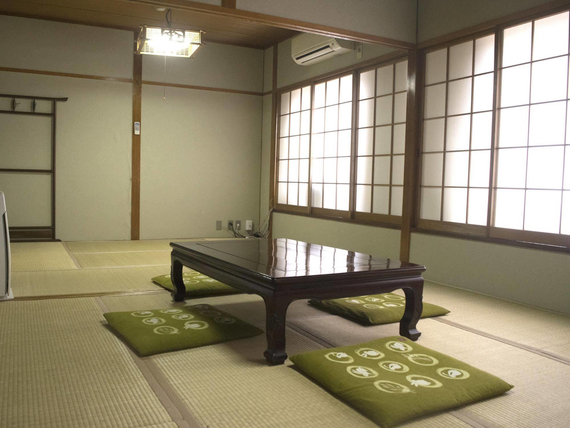 Hotel Yamabe à Tenri Extérieur photo