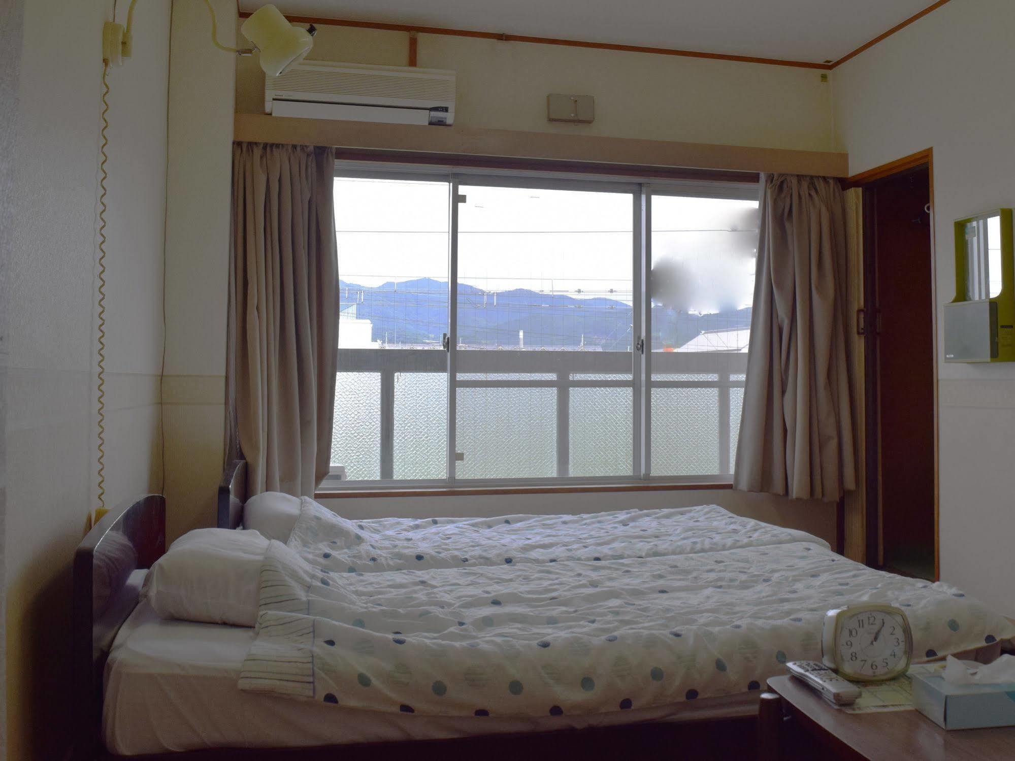 Hotel Yamabe à Tenri Extérieur photo